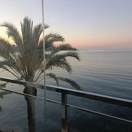 Apartment Superb Sea View